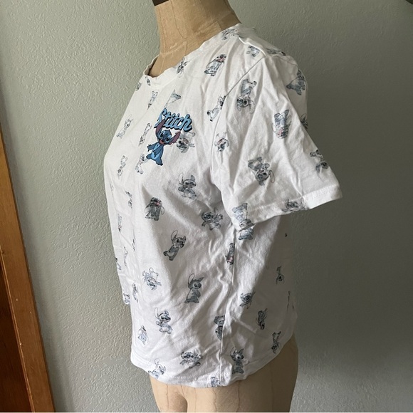 Lilo & STITCH Jrs sz L White Short Sleeve Crop Tshirt Tee AOP - Picture 6 of 8